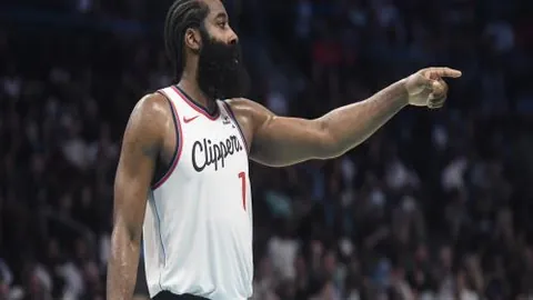 大乐透期号专家推荐：温哥华白浪晋级分析